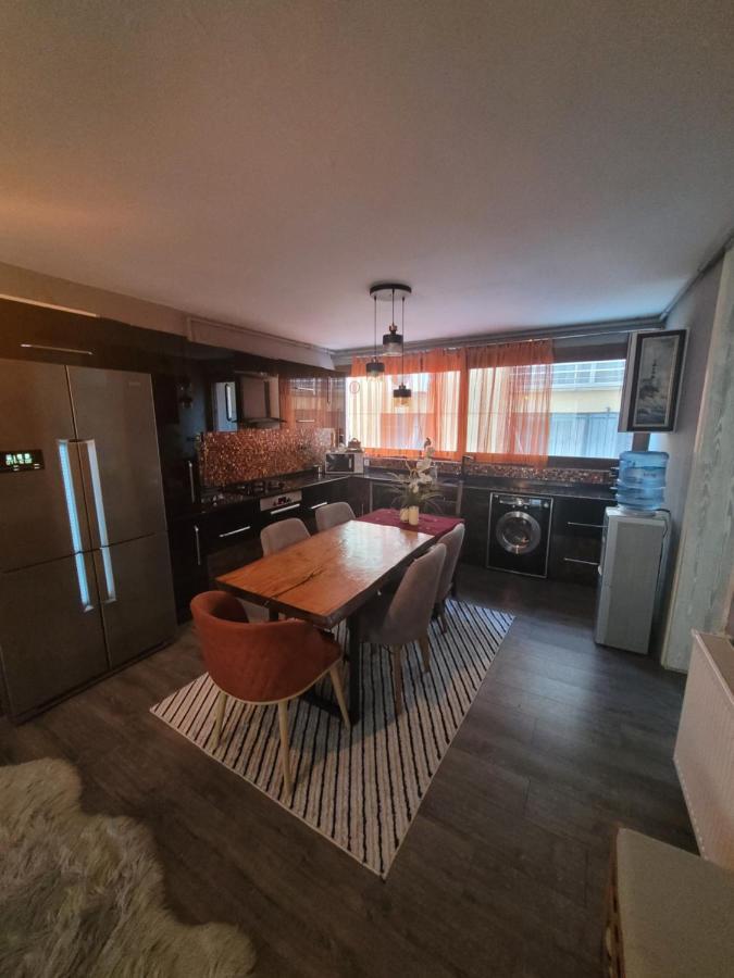 Hayat Apartman Apartment อิซมีร์ ภายนอก รูปภาพ