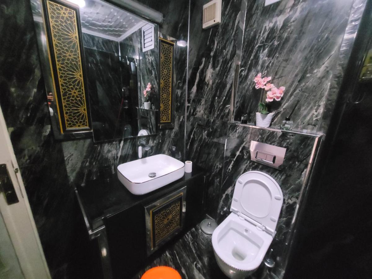 Hayat Apartman Apartment อิซมีร์ ภายนอก รูปภาพ